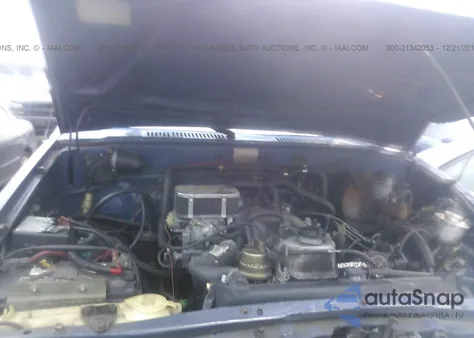 1985 Toyota Pickup Rn60 из США, поврежденный, VIN JT4RN60R1F5097117